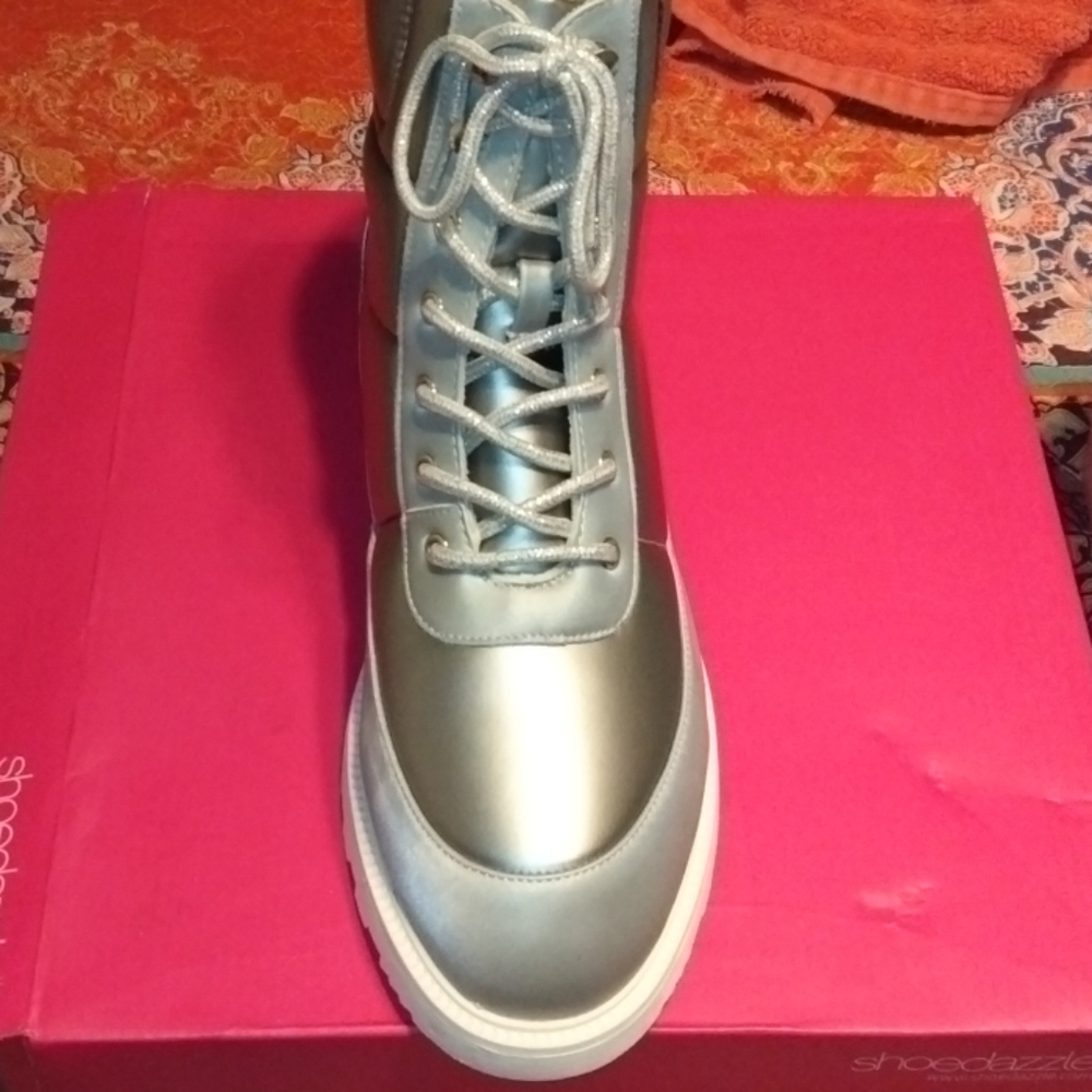 Nwt never worn as silver lace up